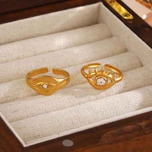 Anello Trendy in Acciaio Inossidabile Placcato Oro per Donne, Stile Semplice con Strass Incastonati, Accessorio Moda Hip Hop Occhio del <span class=keywords><strong>Diavolo</strong></span> - Product Image 4