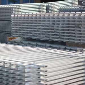 Structures de montage solaires réglables, système de support de panneaux photovoltaïques, résistant à la corrosion, installation facile - Product Image 1