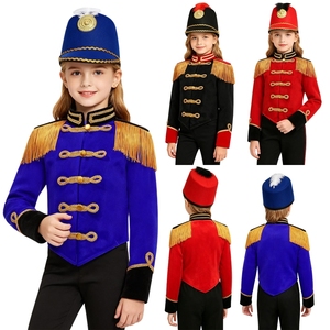 Costume de batteur victorien pour enfants, ensemble veste et chapeau, rouge, bleu, noir avec garniture dorée, pour spectacle de carnaval de Noël - Product Image 1