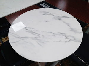 Rollo autoadhesivo con revestimiento adhesivo en relieve de lámina de PVC con efecto de mármol más vendido para gabinetes de baño y hoteles - Product Image 6