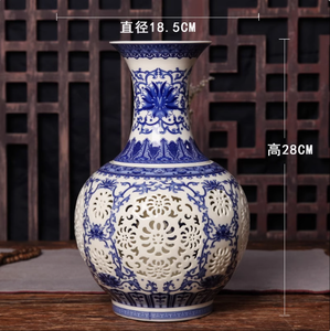 Ensemble de trois pièces de vase en porcelaine bleu et blanc évidé chinois Vase en céramique pour la décoration d'entrée de salon à la maison - Product Image 3