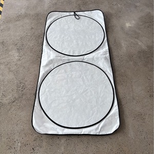 <span class=keywords><strong>Pare</strong></span>-soleil double anneau pour voiture - Tissu argenté, isolant thermique, protection UV et anti-soleil - Product Image 6