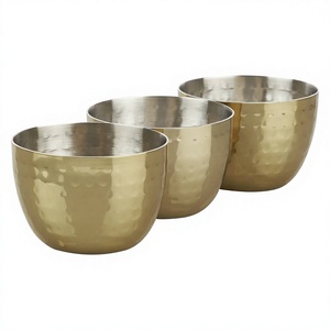 Ensemble de 3 bols à noix dorés en acier inoxydable avec martelage Ensemble de bols à mélanger en gros Ensemble de bols à salade - Product Image 1