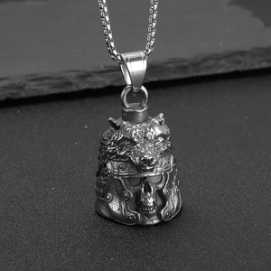 Collier pendentif cloche crâne de loup en acier inoxydable plaqué or, style vintage, bijou cadeau - Product Image 3