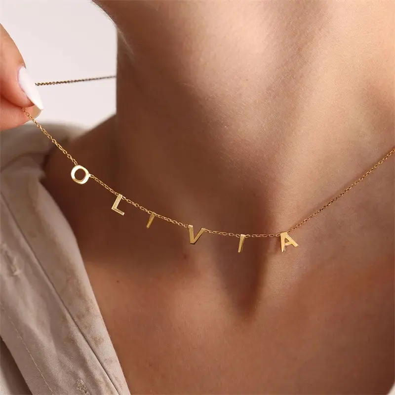 Kadınlar için özelleştirilmiş paslanmaz çelik mektup kolye, İngilizce 14k altın titanyum çelik takı toptan DIY adı