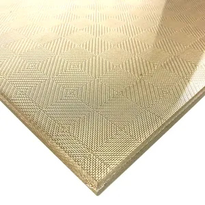 장식적인 금관 악기 금속 메시 박판으로 만들어진 유리제 철망사