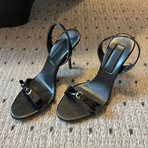 Sandalias de tacón alto de alta calidad con parte superior de cuero brillante, hebillas traseras desmontables, tacones delgados, elegantes zapatos de estilo francés. - Product Image 2
