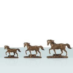 Trofeo in Resina Cavalli Serie (3 Dimensioni) - Product Image 2