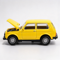 Voiture miniature en alliage moulé sous pression à l'échelle 1:43, modèle de voiture en métal à roues libres, véhicule de collection pour enfants et adultes, cadeau de collection et d'exposition