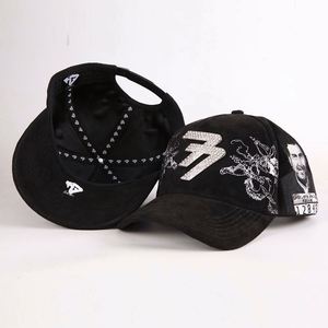 หมวกแก๊ปปักลายสไตล์สตรีทสปอร์ต 5 ชิ้น แบบยูนิเซ็กซ์ ขอบหมวกทำจากหนังกลับ ประดับด้วยคริสตัล ดีไซน์ทั่วไปสำหรับขายส่ง - Product Image 3
