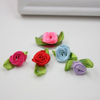 Mini fleur en ruban de satin de 3 cm (1,2 pouces) avec feuille de rose, écologique, faite à la main, pour applique, vêtements, épingles à cheveux, artisanat DIY