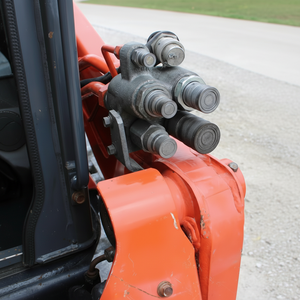 Minicargadora Kubota SVL75-2 2020 - Cargadora Compacta de Orugas Confiable de 74HP para Proyectos Industriales, Agrícolas y de Construcción - Product Image 1