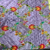 Tissu imprimé ethnique pour vêtements féminins, idéal pour la confection de robes d'été et de vêtements féminins