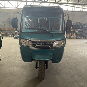 Motocicleta Triciclo Motorizada de Gasolina de 3 <span class=keywords><strong>Ruedas</strong></span>, Tipo Tuk Tuk, con Parabrisas de Vidrio y Carrocería Abierta para Transporte de Carga y Pasajeros - Product Image 4