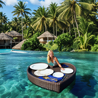 Plateau flottant en rotin en forme de cœur : avec poignées, imperméable pour les fêtes à la piscine et le service de boissons/aliments