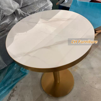 Tables et chaises de salle à manger en marbre pour restaurants occidentaux, table de salle à manger en dalle de roche commerciale avec pieds en acier inoxydable doré