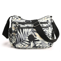 2025 léger femmes quotidien sac de messager petit bandoulière multi-fermeture éclair voyage momie téléphone portable sac à bandoulière étanche
