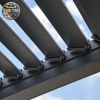 Pergola bioclimatique à lames orientables en aluminium Dacian Cairn, toit motorisé, imperméable, pour jardin extérieur