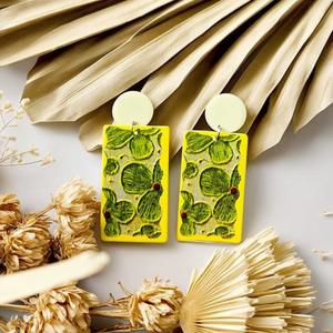 Orecchini rettangolari dipinti Angelina, design cactus giallo-verde, orecchini pendenti, gioielli moda stile bohémien da donna - Product Image 5