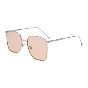 Qianai – lunettes de soleil en métal pour femmes, monture dorée, lentille Ac, Protection Uv400, Style irrégulier, grande taille - Product Image 2