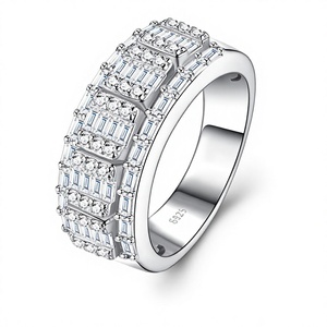 Bague de luxe légère en moissanite style Old Money, en argent 925, ne ternit pas, pour homme, de niche, haut de gamme, vente en gros - Product Image 1