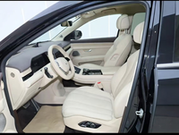 AITO M7 SUV EREV Premium Électrique Turbo Multi-équipements Longue Portée Conduite Intelligente de Haut Niveau 5/6 Places Volant à Gauche 2024 Euro VI