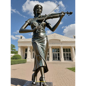バイオリンを演奏する女性のブロンズ像 高さ約30センチ バイオリンを演奏する女性のブロンズ像 高さ約30センチ 美術品