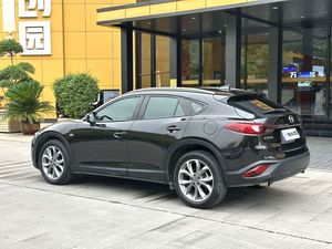 SUV 4x4 tout-terrain <span class=keywords><strong>Mazda</strong></span> <span class=keywords><strong>CX</strong></span>-4 2.5L AWD Skyactiv <span class=keywords><strong>2018</strong></span> à haute traction pour les routes enneigées de l'Asie centrale - Product Image 2