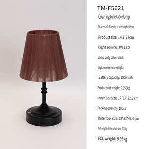 Pantalla de tela más popular Personalizar 40cm de altura Latón Touch Wedding Centerpiece Cafe Club Lámpara de <span class=keywords><strong>mesa</strong></span> Led recargable - Product Image 2