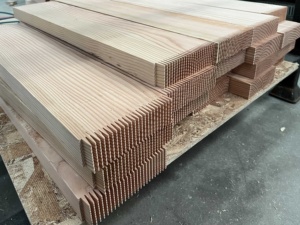 Bois lamellé-collé Quacent haute résistance Douglas Fir/Épicéa avec revêtement décoratif pour toiture/charpente/poteaux/poutres - Product Image 5