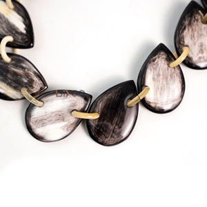 Collar BIXGO con Cadena de Eslabones de Cuerno de Búfalo Natural, Joyería Unisex Orgánica y Estética, Acabado Liso, Pieza Destacada - Product Image 2