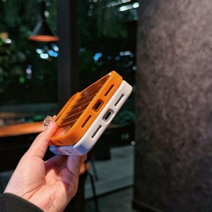 Funda Protectora CHAOYIDIAN NUEVA de Aleación de Aluminio Anti-Caídas para <span class=keywords><strong>iPhone</strong></span> <span class=keywords><strong>13</strong></span> <span class=keywords><strong>14</strong></span> 15 16 Pro 17 Pro Max, Estilo Maleta de Viaje - Product Image 5