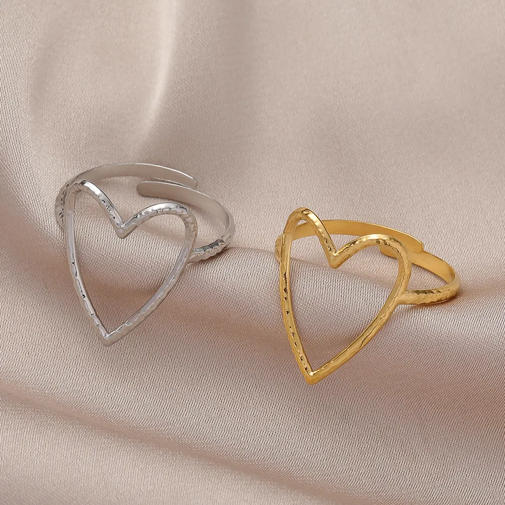 Personalized Simple Stainless Steel 18k Gold Plated Women Love Hollow Adjustable Heart Ring