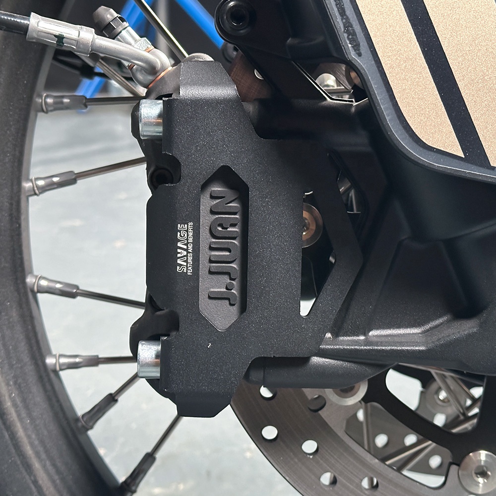 White Front Brake Caliper Cooling Guard For CFMOTO 675SS 2025 - ABS Plastic Motorcycle Accessory
