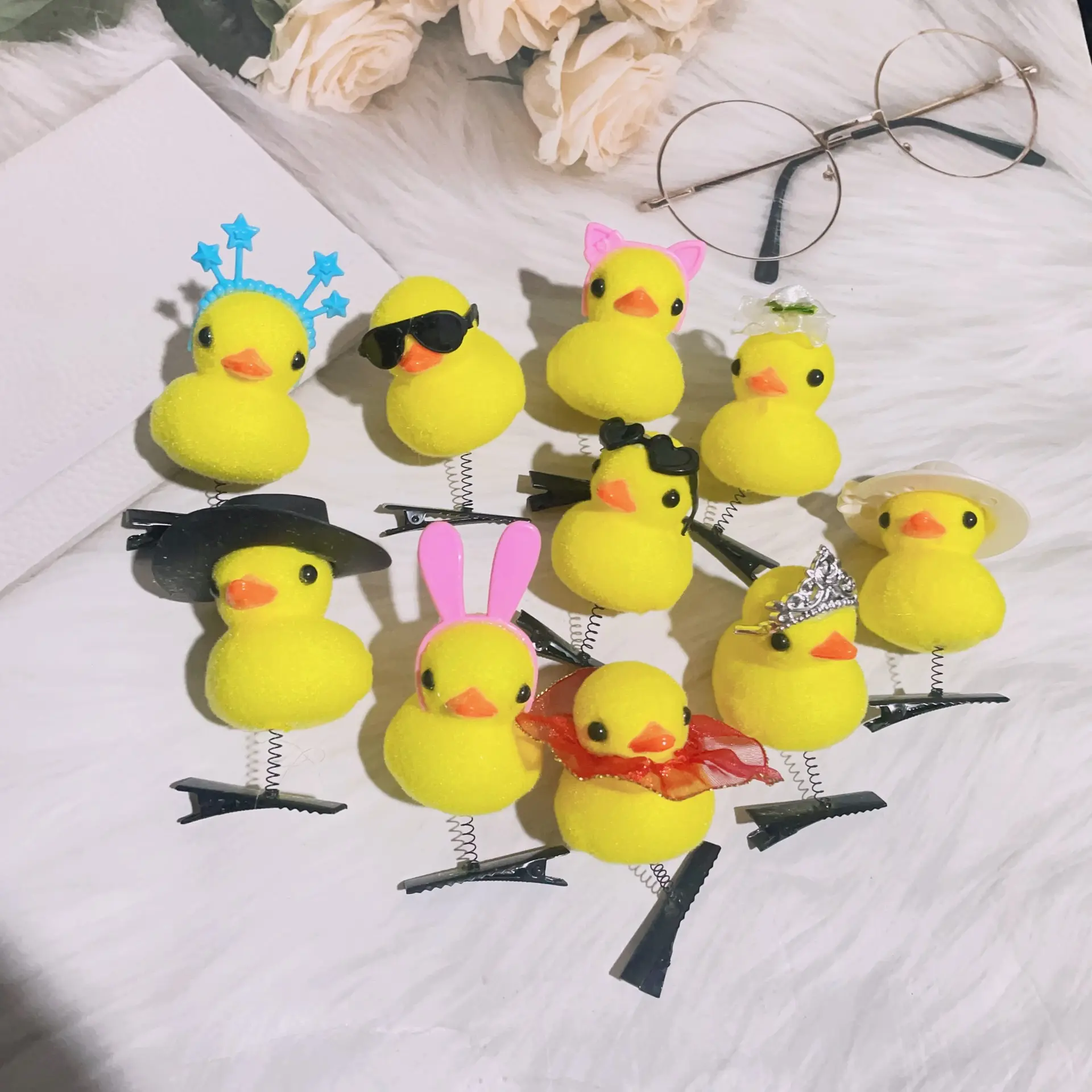 Schöne lustige Haarschmuck Kawaii Brille Ente Haars pange Kinder Mädchen Plüsch kleine gelbe Ente mit Brille Frühling Haarnadel