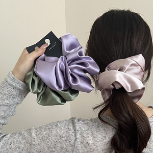 Scrunchie Satin Custom Grosir 20CM, Ikat Rambut Sutra Besar untuk Pesta, Aksesoris Rambut Wanita dan Anak Perempuan, Karet Rambut Elastis untuk Kuncir Kuda - Product Image 2