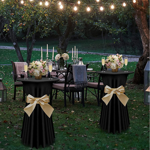 Nappe de table ronde ondulée en Spandex élastique pour la fête et la salle à manger avec fonction extensible - Product Image 1