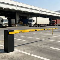 Barrière de levage à double bras pour passage ferroviaire, modèle 2026, vente chaude en usine, 12/8/6 mètres, idéale pour les voies ferrées ou les parcs logistiques
