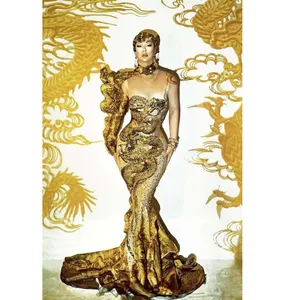 Đầm Dạ Hội Dài Rồng Vàng Quyến Rũ Cho Ca Sĩ, Trang Phục Múa Đạo Buổi Hòa Nhạc Trung Quốc Xếp Nếp Phong Cách Biểu Diễn Trên Sân Khấu