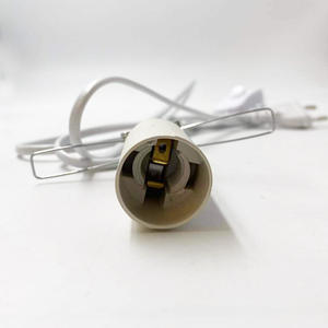 Portalámparas E14 con interruptor de rosca 303, cuerpo de plástico ABS, con resorte, para enchufe de alimentación 85-265V 2.5A, cable de enchufe, estándar europeo y americano - Product Image 4