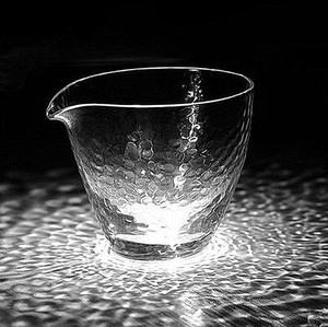 Set di <span class=keywords><strong>Tazze</strong></span> <span class=keywords><strong>da</strong></span> Tè in Vetro Borosilicato Cinese Classico <span class=keywords><strong>da</strong></span> 8oz, Personalizzate e Fatte a Mano, Trasparenti e Martellate, Ecologiche e Disponibili - Product Image 3