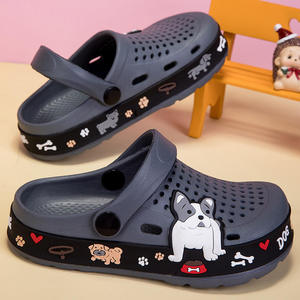 Logo kustom musim panas Breathable sandal bakiak taman ringan tahan air Platform kasual sol dalam tertutup atas
