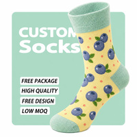 Production de travaux d'art personnalisés en gros, chaussettes personnalisées par sublimation pour les marques de labels privés