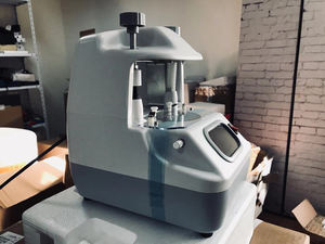 Máquina Centradora de Bloqueo de Diseño para Procesamiento de Lentes de Instrumentos Ópticos y Gafas Shtopview LY-2D - Product Image 6