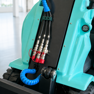Tricycle Chargeur Multifonctionnel Haute Efficacité à Transmission Hydraulique avec Attache Rapide et Livraison Gratuite - Product Image 6