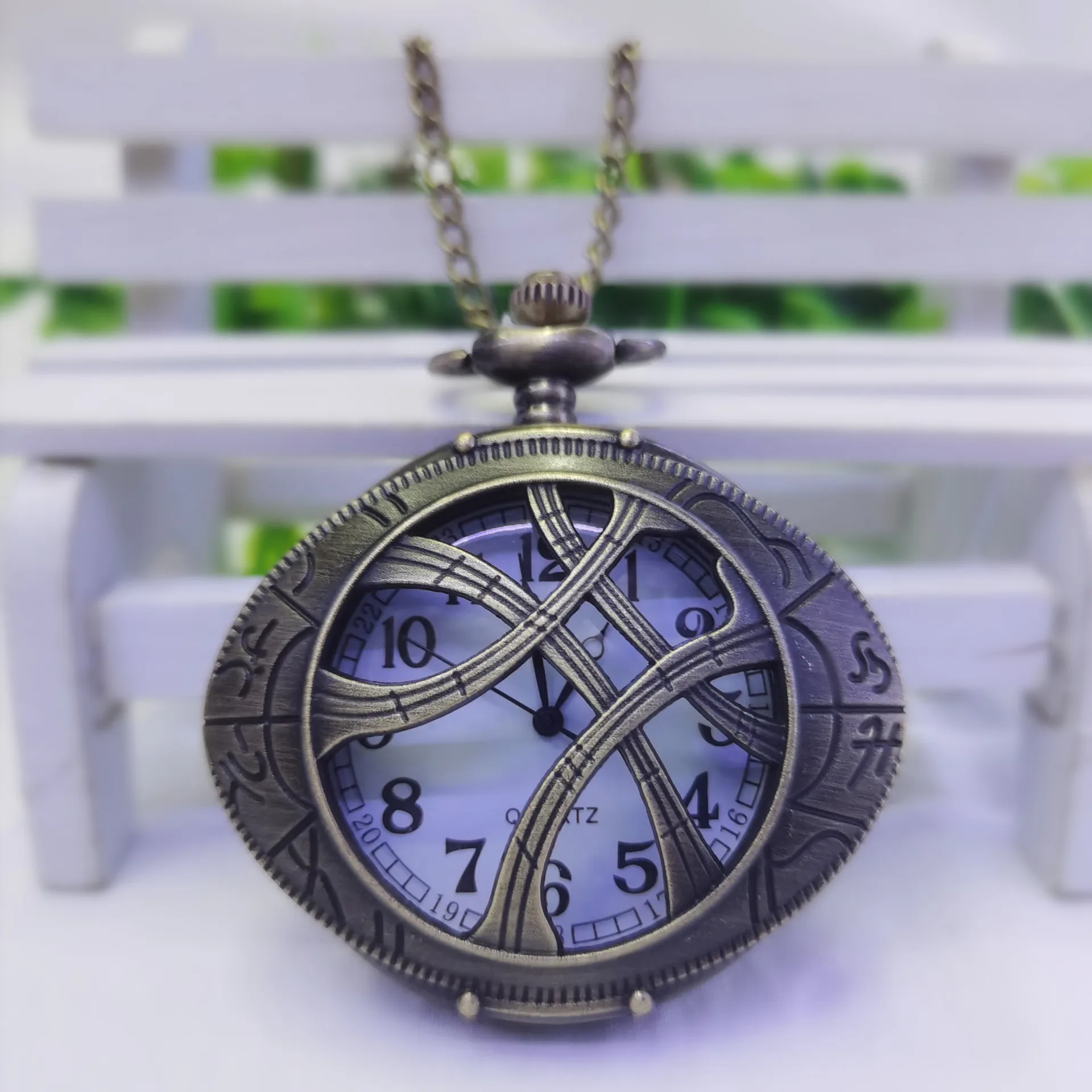 Винтажные бронзовые круглые кварцевые карманные часы