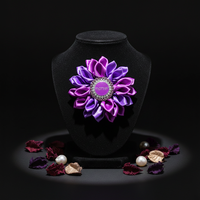 Broche fleurie inspirée du Conseil national des femmes noires, charmante broche afro pour femmes, corsage artificiel violet, symbole NCNW