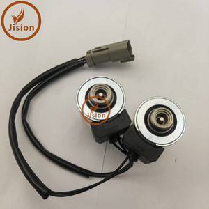 Vanne solénoïde Uc1026029415 pour chargeuses sur pneus Komatsu WA320-5 WA320PZ-6 WA320-5 WA320-6 - Product Image 3