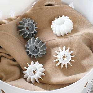 Balle à linge réutilisable en silicone, éliminateur de poils d'animaux et de cheveux, outil de nettoyage efficace pour les vêtements, machine à laver, disque attrape-poils de <span class=keywords><strong>chat</strong></span> - Product Image 2