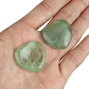 Piedras preciosas de cristal de corazón de alta calidad, tallado en la palma, manualidades de grabado, cristal de <span class=keywords><strong>Guasha</strong></span>, 3CM - Product Image 2